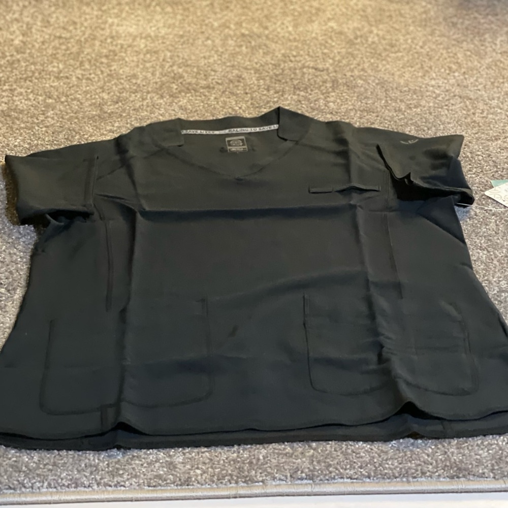 Essential Threads Black Scrub Set V-Neck Top and Jogger Pants Women Size L NEW